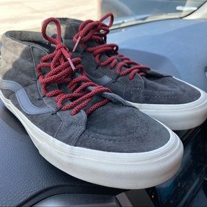 Gray suede quarter top Vans size 9